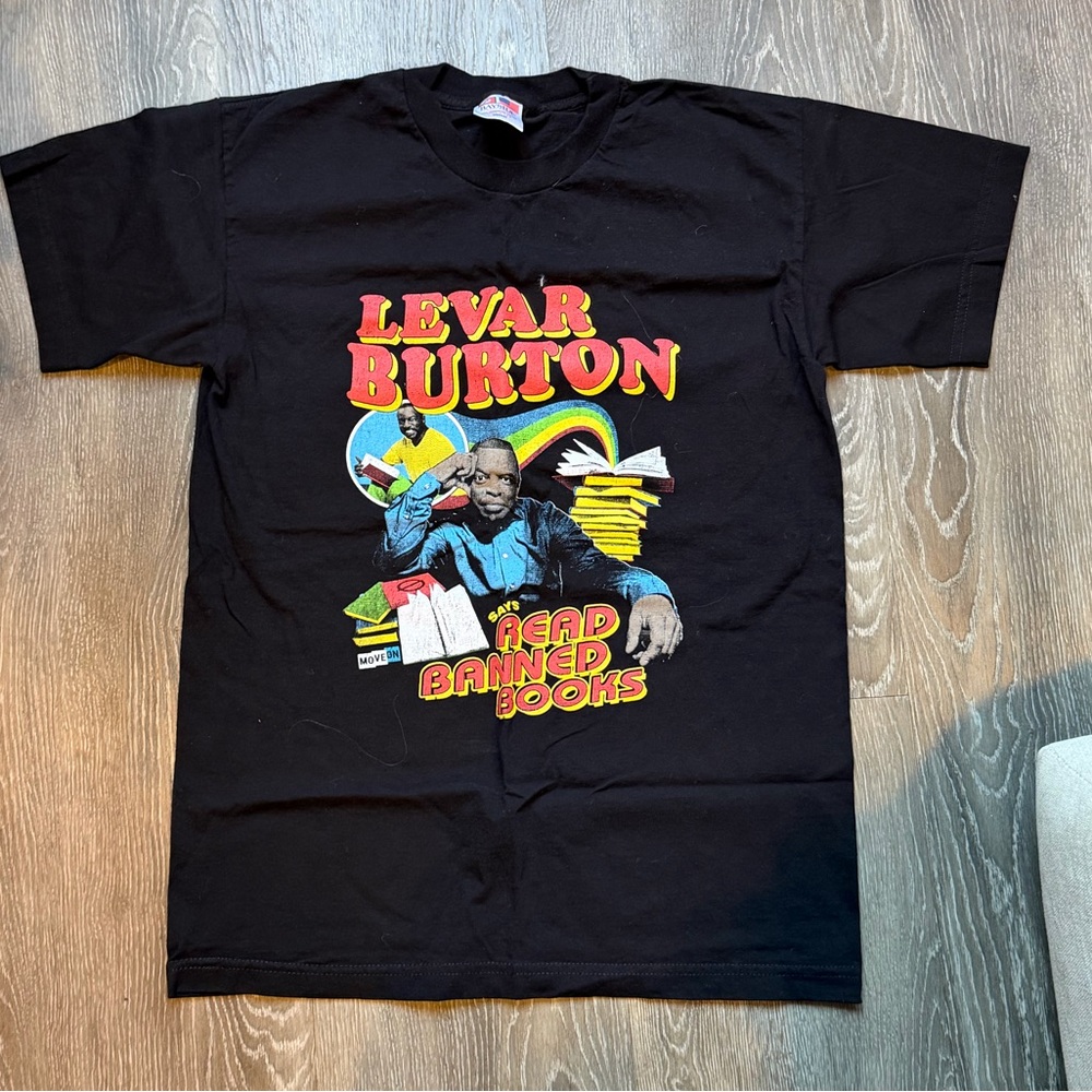 Levar Burton Read Banned Books T-Shirt
